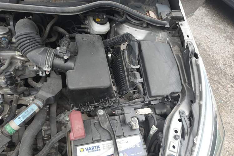 Used Toyota Corolla 2017 Revised Version 1.2T S-CVT GL-i Engine Bay Left