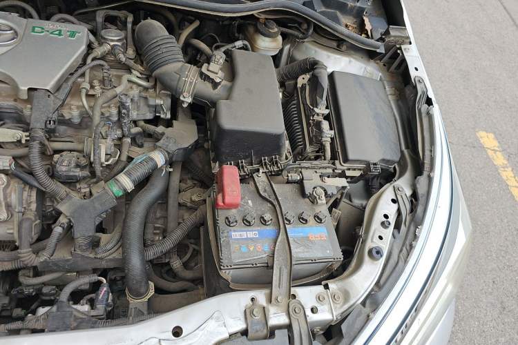 Used Toyota Corolla 2017 Revised Version 1.2T S-CVT GL Engine Bay Left