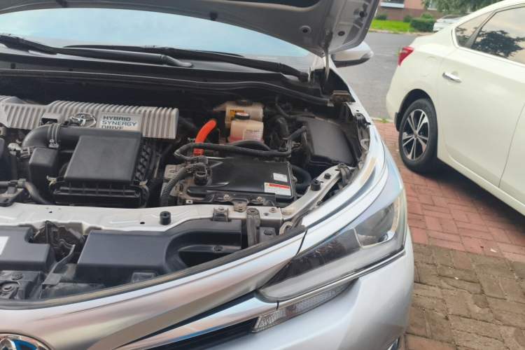 Used Toyota Corolla 2017 Revised Dual-Engine 1.8L E-CVT Elite Edition Engine Bay Left