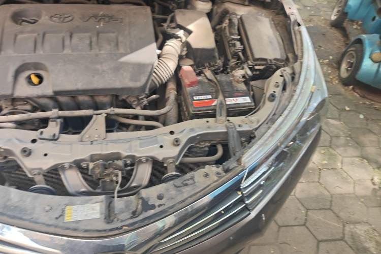 Used Toyota Corolla 2017 1.6L CVT GL Engine Bay Left