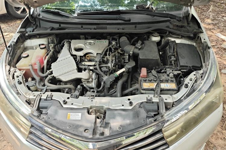 Used Toyota Corolla 2017 1.2T CVT GL Engine Bay