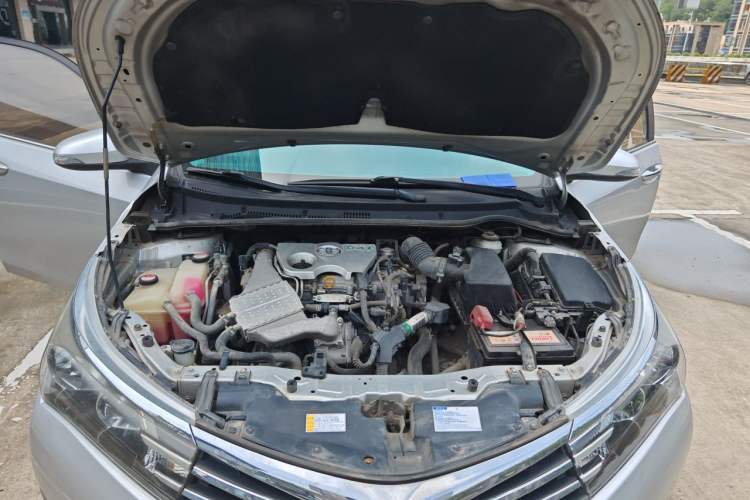 Used Toyota Corolla 2017 1.2T CVT GL-i Engine Bay