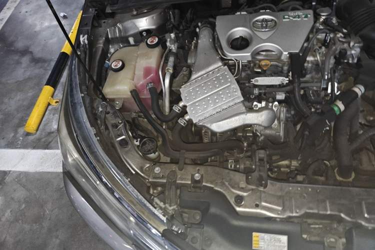 Used Toyota Corolla 2017 Revised Version 1.2T S-CVT GL-i Engine Bay Right