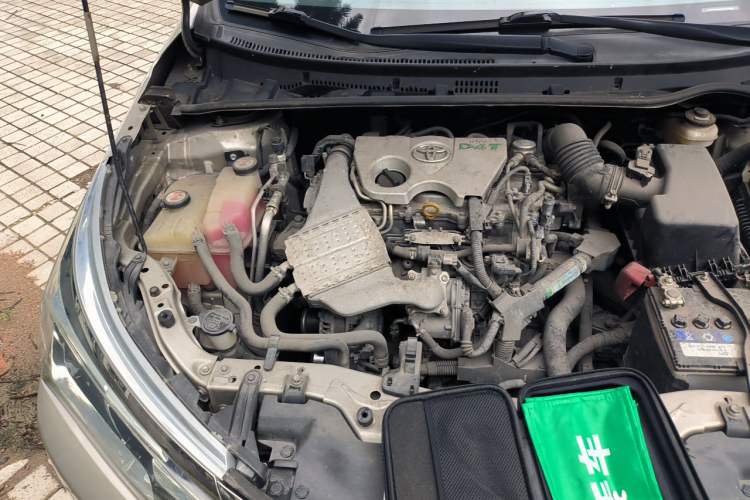 Used Toyota Corolla 2017 Revised Version 1.2T S-CVT GL Engine Bay Right