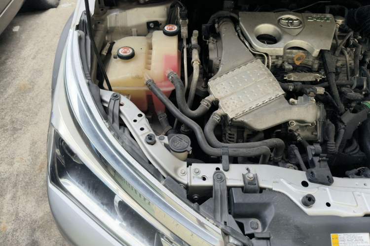 Used Toyota Corolla 2017 Revised Version 1.2T S-CVT GL-i Engine Bay Right