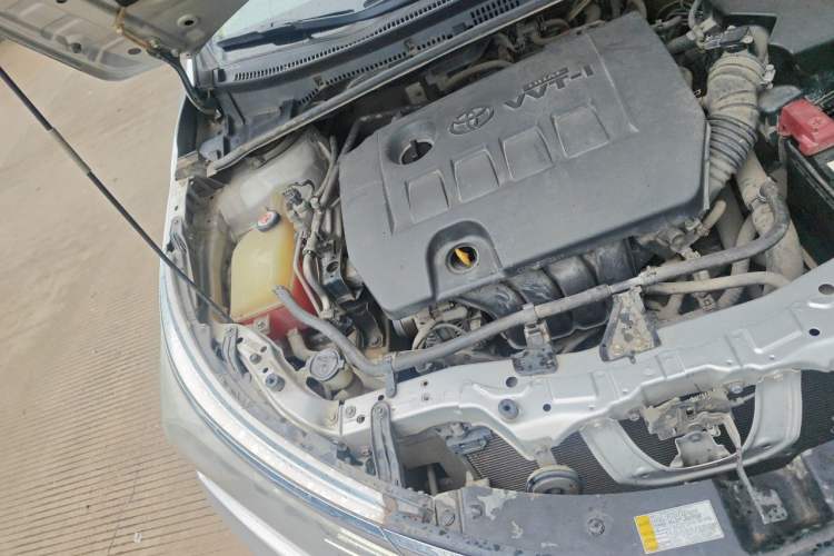 Used Toyota Corolla 2017 Revised Version 1.6L S-CVT GL Engine Bay Right