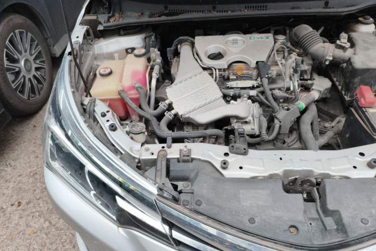 Used Toyota Corolla 2017 Revised Version 1.2T S-CVT GL Engine Bay Right