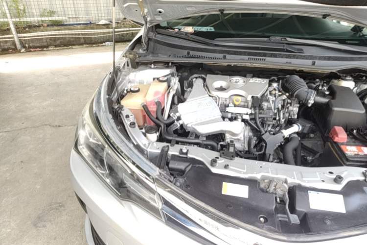 Used Toyota Corolla 2017 Revised Version 1.2T S-CVT GL Engine Bay Right