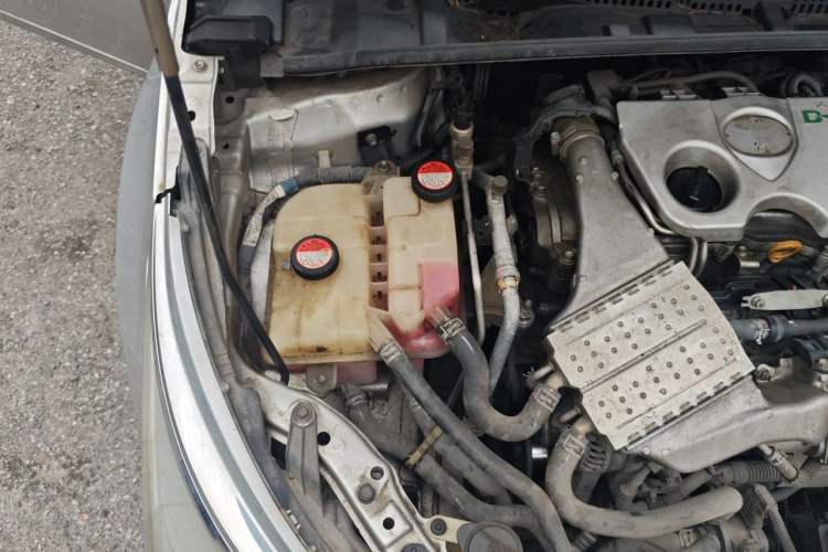 Used Toyota Corolla 2017 1.2T CVT GL-i Engine Bay Right