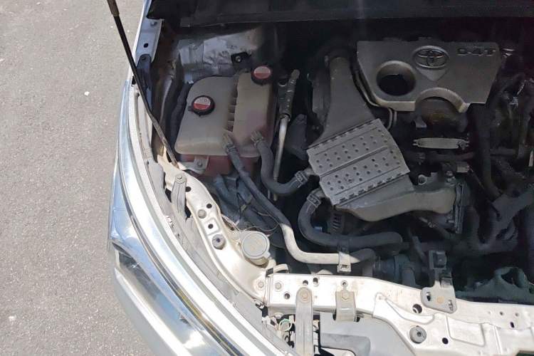 Used Toyota Corolla 2017 1.2T CVT GL Engine Bay Right