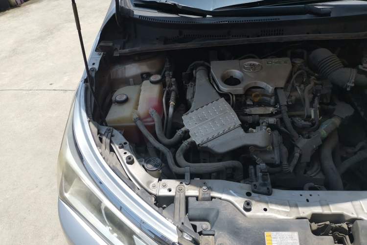Used Toyota Corolla 2017 Revised Version 1.2T S-CVT GL Engine Bay Right