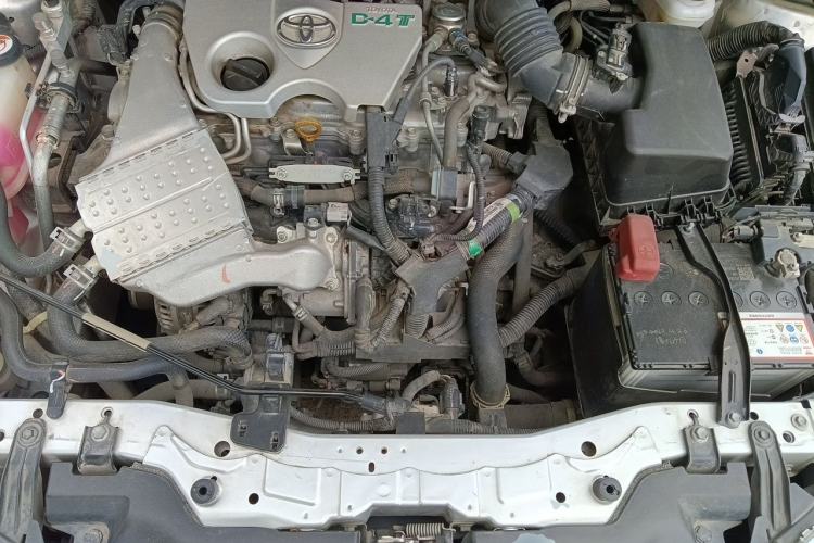 Used Toyota Corolla 2017 Revised Version 1.2T S-CVT GL-i Engine Bay