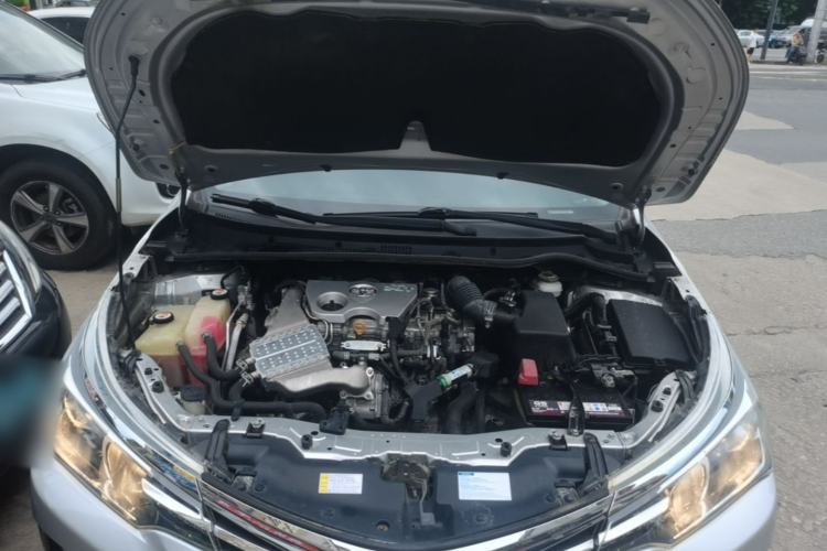 Used Toyota Corolla 2017 Revised Version 1.2T S-CVT GL Engine Bay