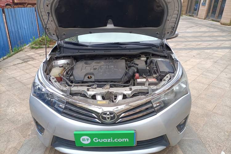 Used Toyota Corolla 2017 Revised Version 1.6L S-CVT GL Engine Bay