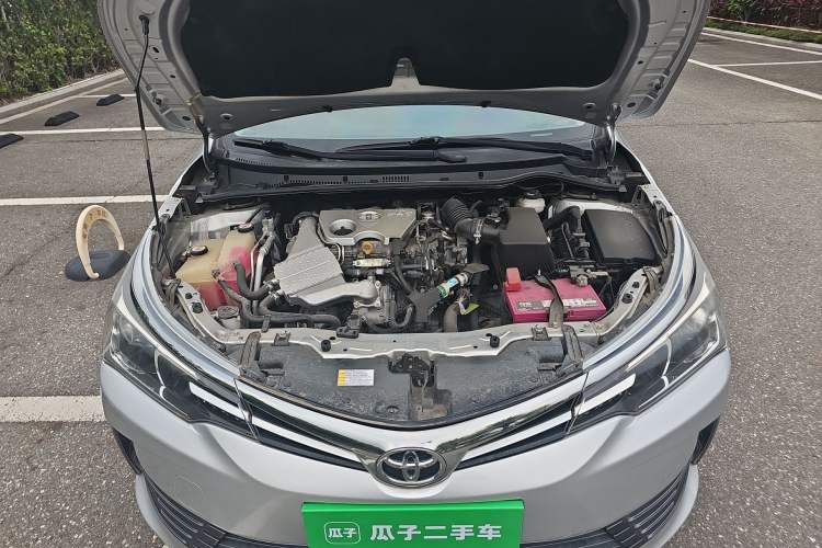 Used Toyota Corolla 2017 Revised Version 1.2T S-CVT GL Engine Bay