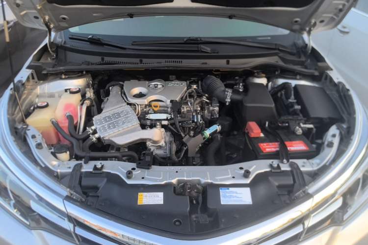 Used Toyota Corolla 2017 Revised Version 1.2T S-CVT GL Engine Bay