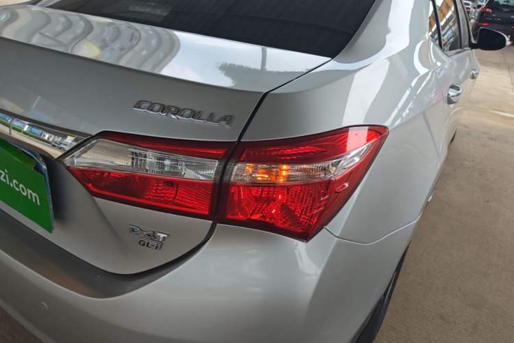 Used Toyota Corolla 2017 1.2T CVT GL-i Exterior 3