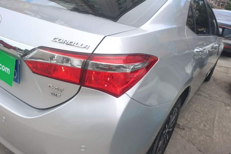 Used Toyota Corolla 2017 Revised Version 1.2T S-CVT GL Exterior 3