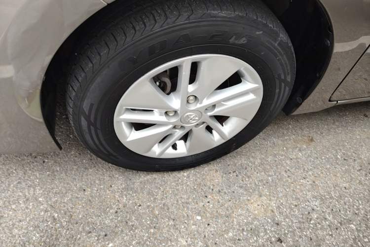 Used Toyota Corolla 2017 1.6L CVT GL Exterior 4