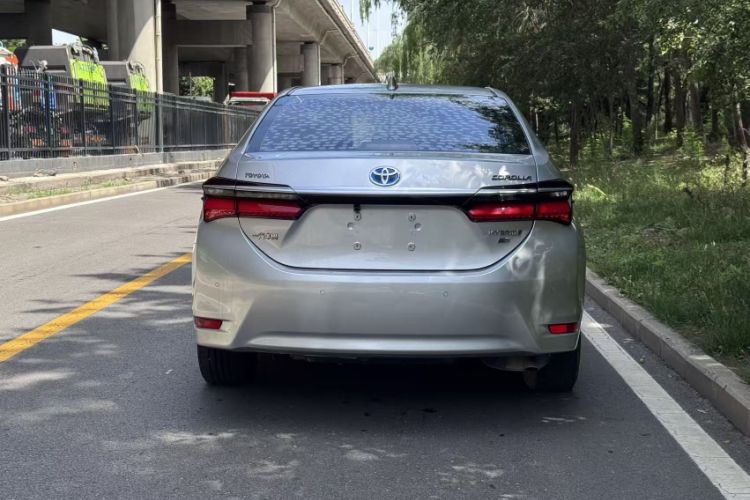 Used Toyota Corolla 2017 Revised Dual-Engine 1.8L E-CVT Elite Edition Exterior 6