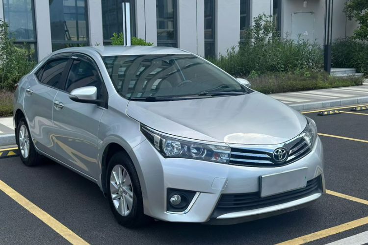 Used Toyota Corolla 2017 1.2T CVT GL Exterior 8