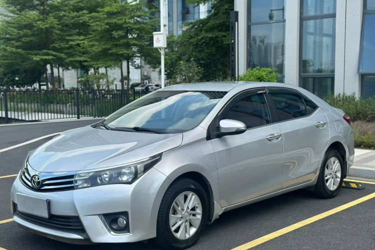 Used Toyota Corolla 2017 1.2T CVT GL Exterior 9