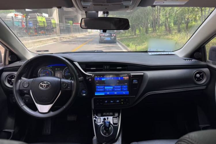 Used Toyota Corolla 2017 Revised Dual-Engine 1.8L E-CVT Elite Edition Exterior 9