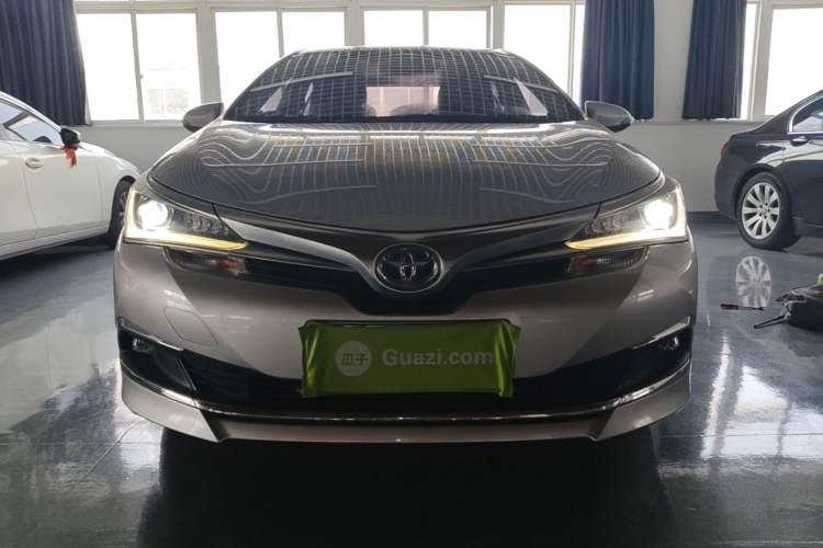 Used Toyota Corolla 2017 Revised Dual-Engine 1.8L E-CVT Leading Edition Front
