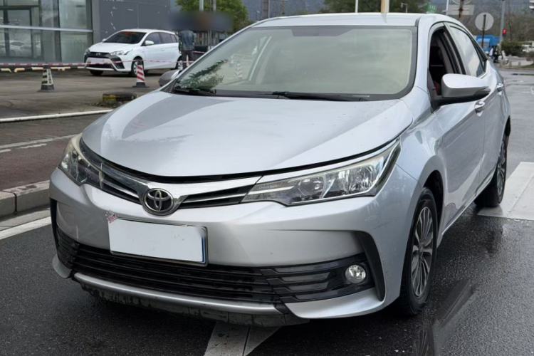 Used Toyota Corolla 2017 Revised Version 1.2T S-CVT GL Front Left 45 Deg