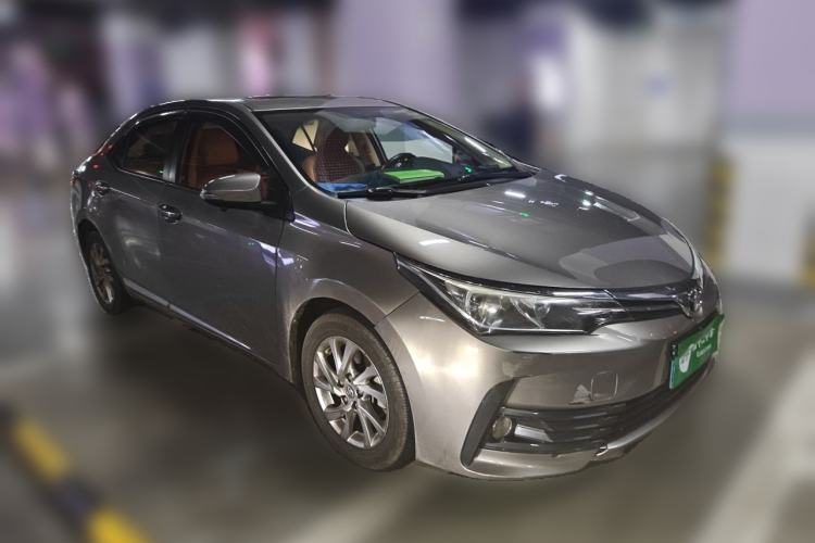 Used Toyota Corolla 2017 Revised Version 1.2T S-CVT GL-i Front Right 45 Deg
