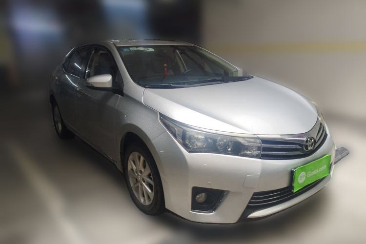 Used Toyota Corolla 2017 1.2T CVT GL-i Leather Edition Front Right 45 Deg