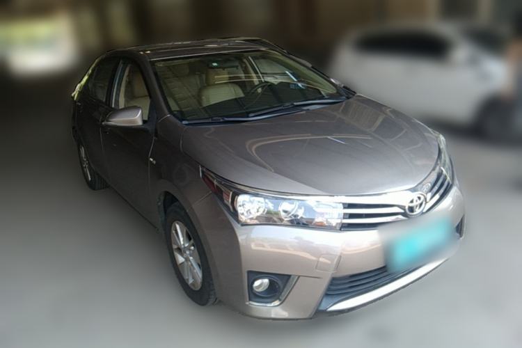 Used Toyota Corolla 2017 1.6L CVT GL Front Right 45 Deg