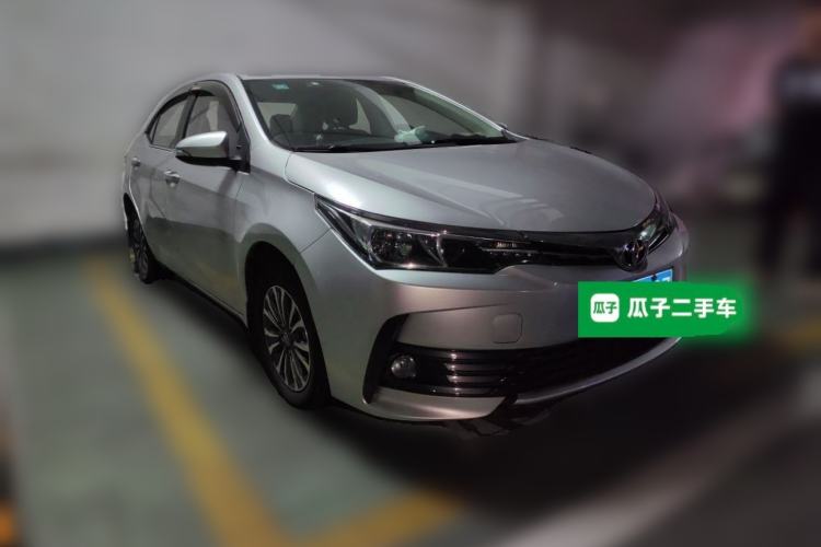 Used Toyota Corolla 2017 Revised Version 1.2T S-CVT GL Front Right 45 Deg