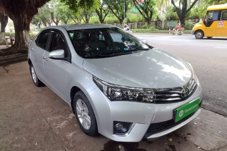 Used Toyota Corolla 2017 1.2T CVT GL Front Right 45 Deg