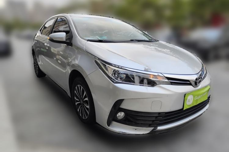Used Toyota Corolla 2017 Revised Version 1.2T S-CVT GL Front Right 45 Deg