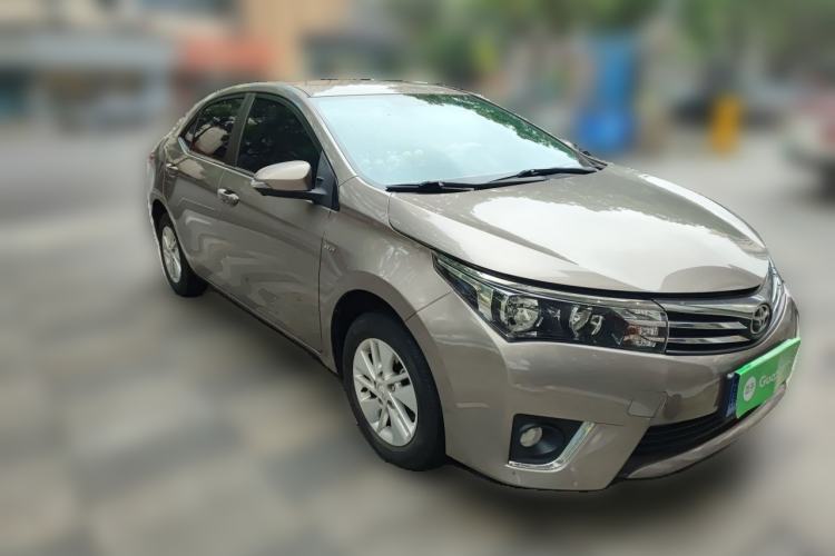 Used Toyota Corolla 2017 Revised Version 1.6L S-CVT GL Front Right 45 Deg
