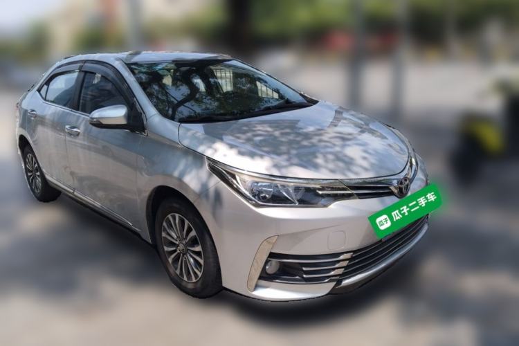 Used Toyota Corolla 2017 Revised Version 1.2T S-CVT GL-i Front Right 45 Deg