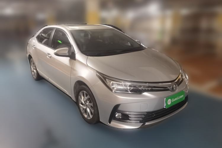 Used Toyota Corolla 2017 Revised Version 1.2T S-CVT GL-i Front Right 45 Deg