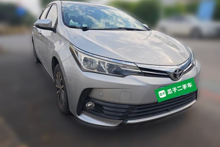 Used Toyota Corolla 2017 Revised Version 1.2T S-CVT GL Front Right 45 Deg