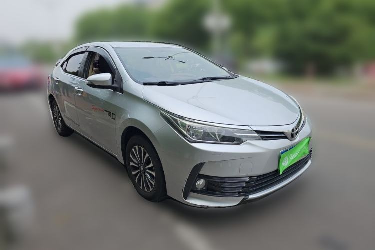 Used Toyota Corolla 2017 Revised Version 1.2T S-CVT GL Front Right 45 Deg