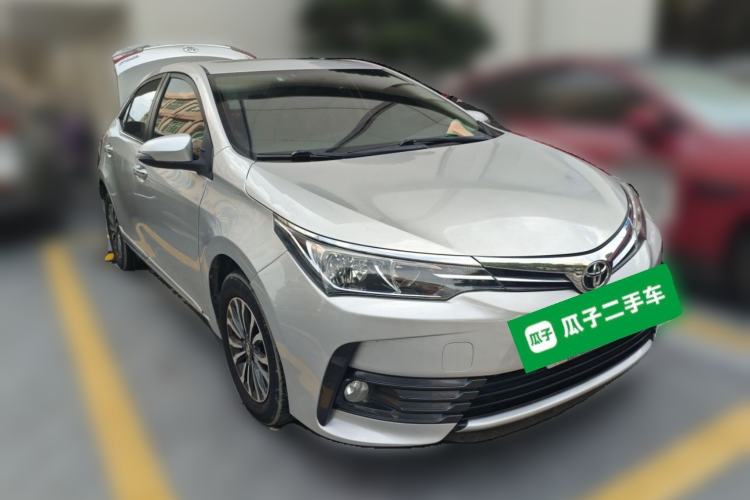 Used Toyota Corolla 2017 Revised Version 1.2T S-CVT GL-i Front Right 45 Deg