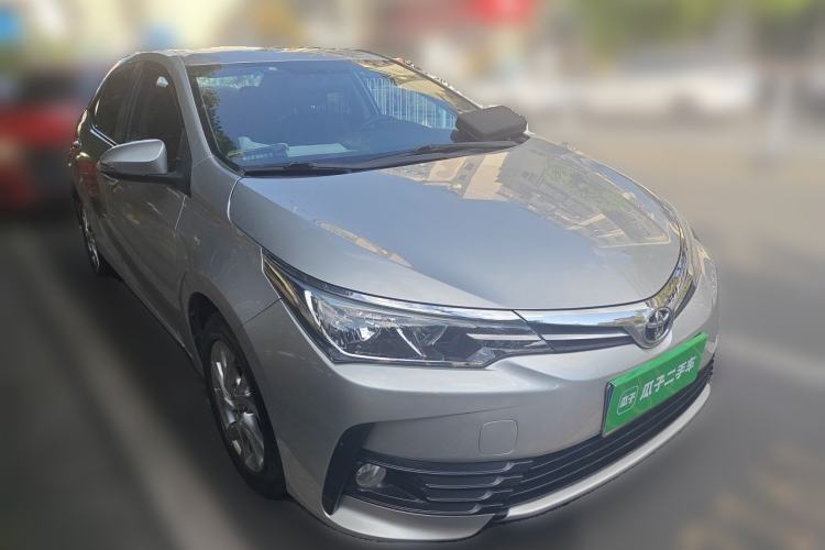 Used Toyota Corolla 2017 Revised Version 1.2T S-CVT GL-i Leather Edition Front Right 45 Deg