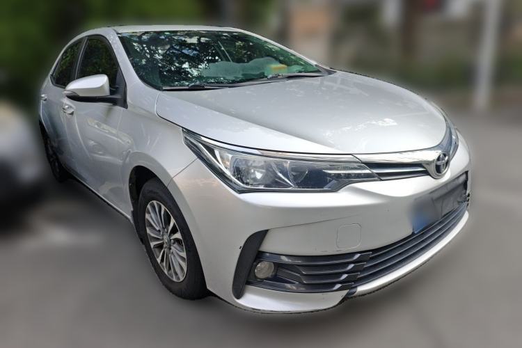 Used Toyota Corolla 2017 Revised Version 1.2T S-CVT GL Front Right 45 Deg