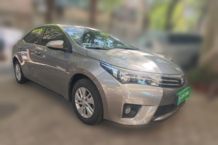 Used Toyota Corolla 2017 1.6L CVT GL Front Right 45 Deg