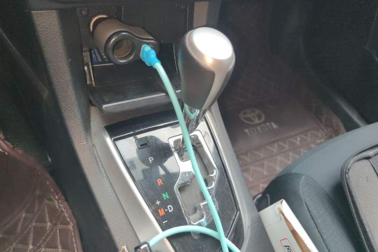 Used Toyota Corolla 2017 Revised Version 1.6L S-CVT GL Gear Lever