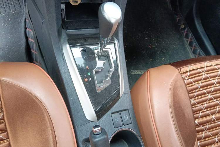 Used Toyota Corolla 2017 Revised Version 1.2T S-CVT GL-i Gear Lever