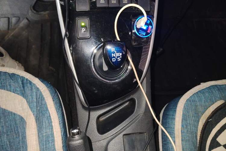 Used Toyota Corolla 2017 Revised Dual-Engine 1.8L E-CVT Leading Edition Gear Lever