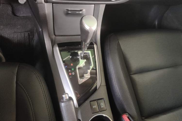Used Toyota Corolla 2017 Revised Version 1.2T S-CVT GL Gear Lever