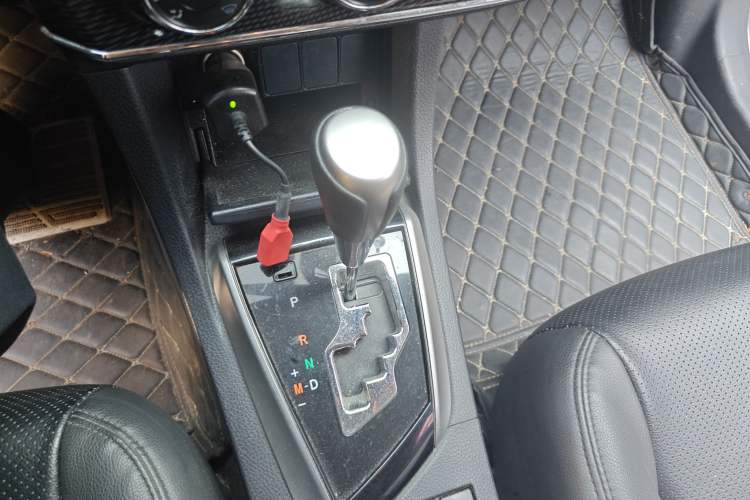 Used Toyota Corolla 2017 1.2T CVT GL-i Gear Lever