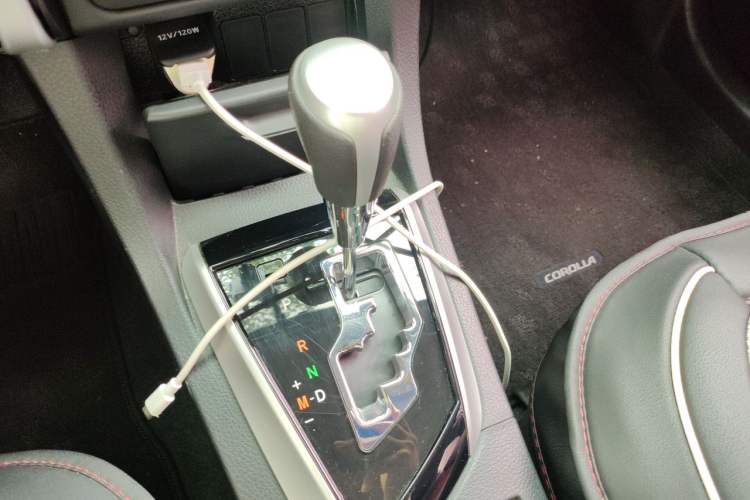 Used Toyota Corolla 2017 Revised Version 1.2T S-CVT GL Gear Lever